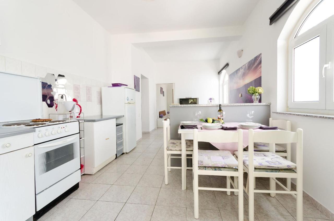 Apartments Ines Banjol Exterior foto
